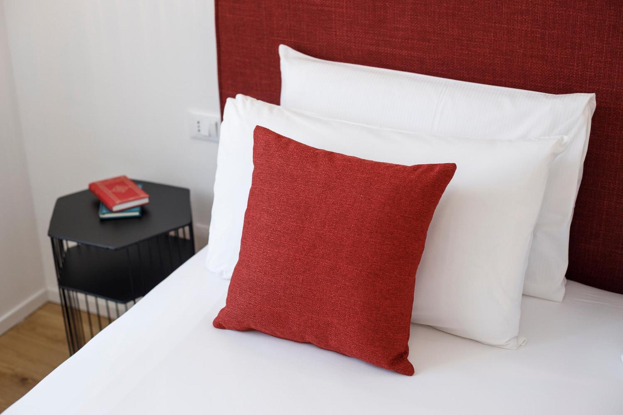 Electric Rooms & Suites Тренто Экстерьер фото