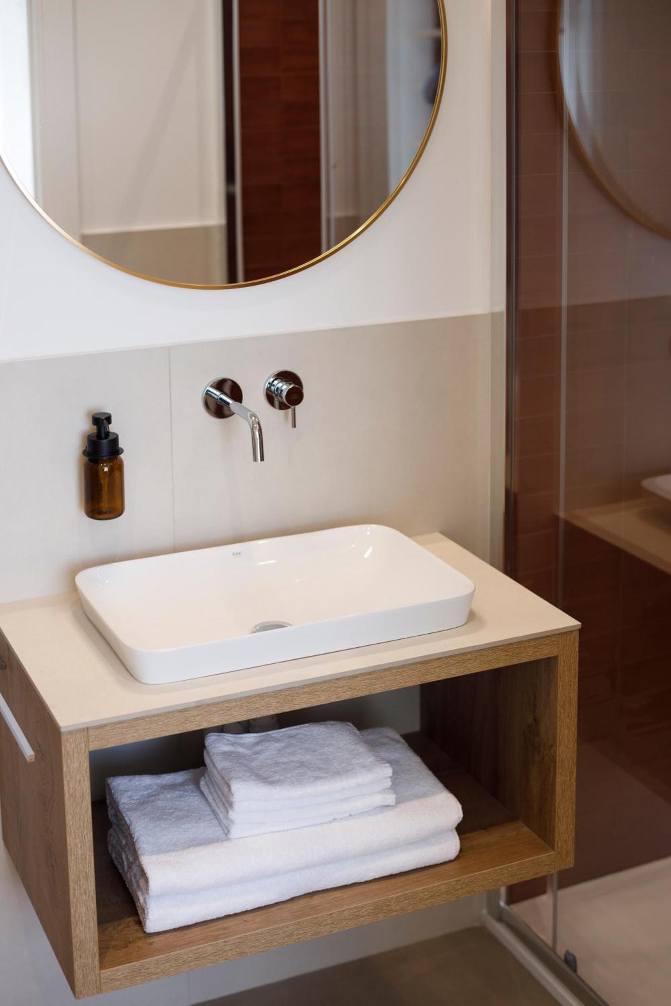 Electric Rooms & Suites Тренто Номер фото