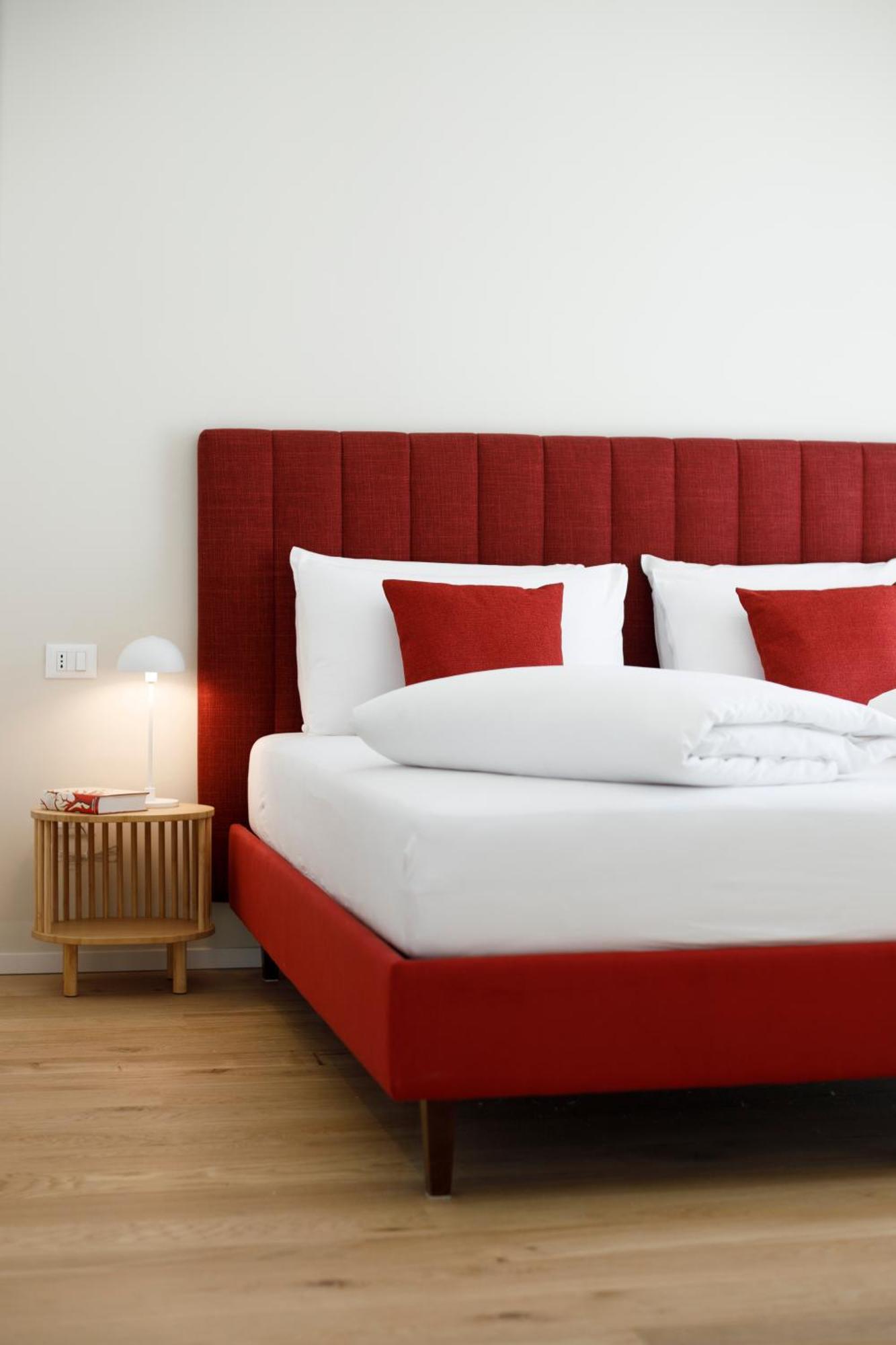 Electric Rooms & Suites Тренто Номер фото