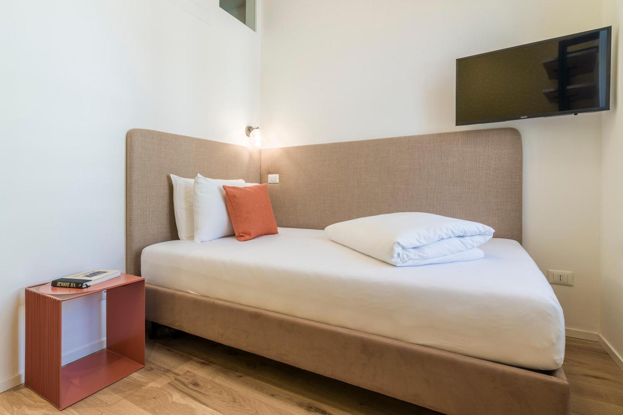 Electric Rooms & Suites Тренто Номер фото