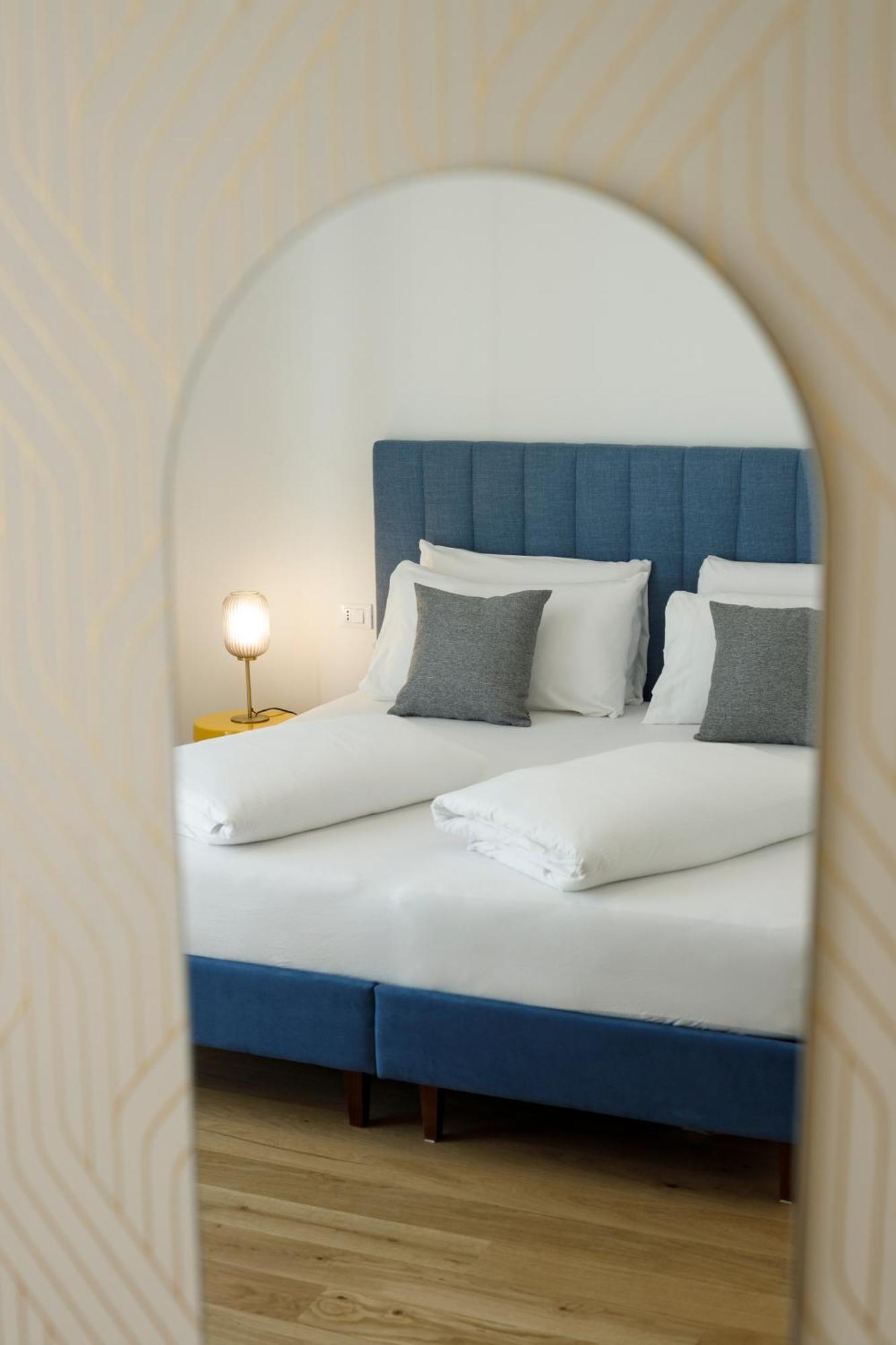 Electric Rooms & Suites Тренто Экстерьер фото